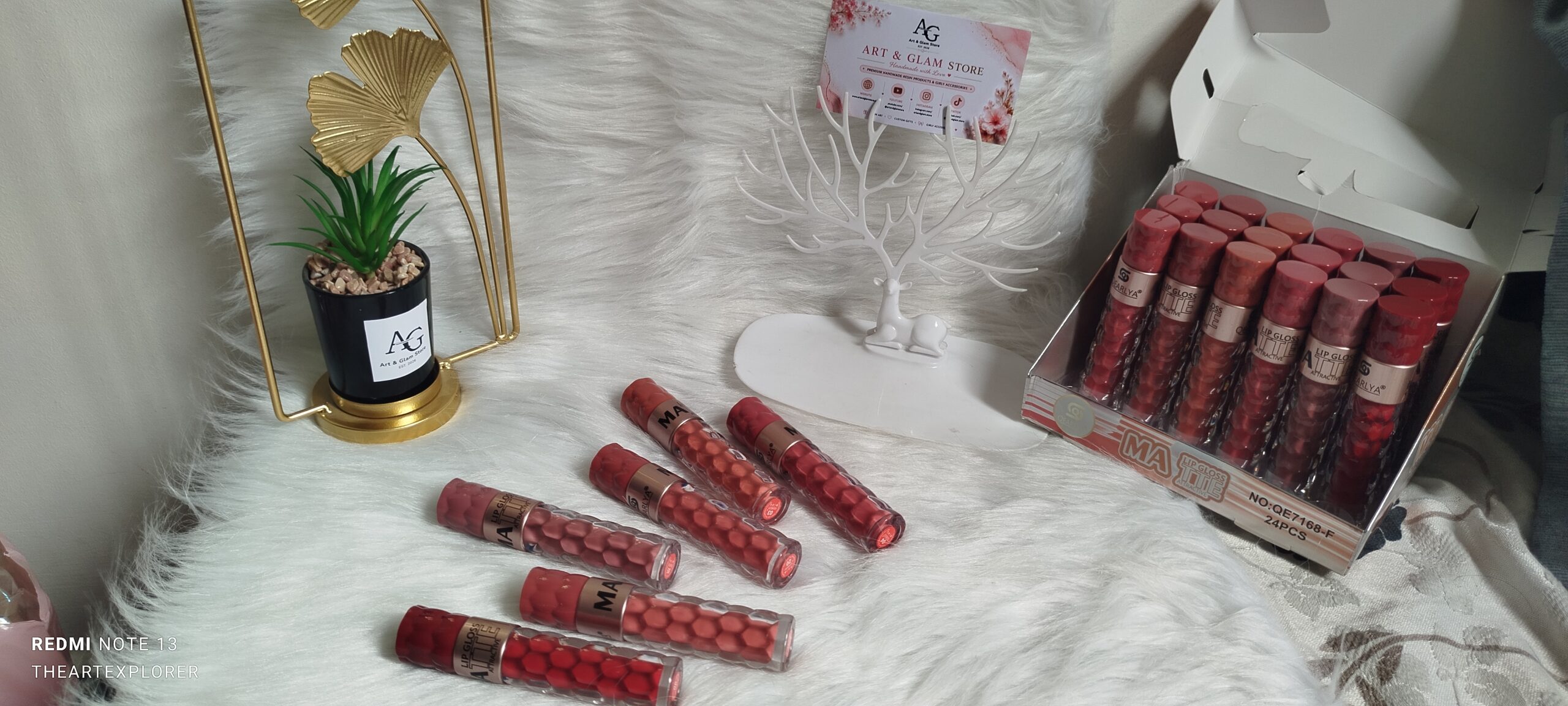 personalized gift basket – lip gloss, stick perfume, paper soap, scarf, necklace, bracelet & ring personalized gift basket – lip gloss, stick perfume, paper soap, scarf, necklace, bracelet & ring
